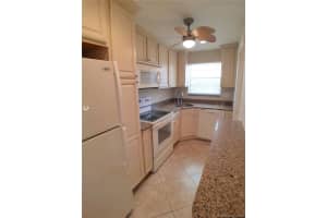 580 Egret Dr, Hallandale Beach, FL 33009, Sold 04/15/21