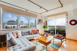 2000 N Bayshore Dr, Miami, FL 33137, Sold 11/04/20