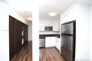 1441 Lincoln Rd, Miami Beach, FL 33139, Sold 10/02/20