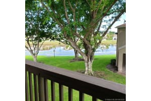 685 SW 113th Way, Pembroke Pines, FL 33025, Sold 01/08/21