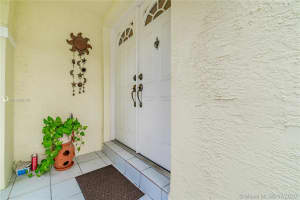 4434 SW 72nd Terrace, Davie, FL 33314, Sold 08/31/20