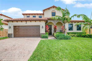 2655 SE 1st St, Homestead, FL 33033, Sold 08/24/20