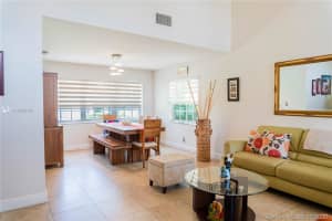 296 Bedford Ave, Weston, FL 33326, Sold 11/01/20