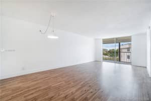 2551 Aragon Blvd, Sunrise, FL 33322, Sold 11/18/20