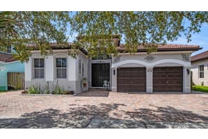 8938 NW 181st St, Hialeah, FL 33018, Sold 10/05/20