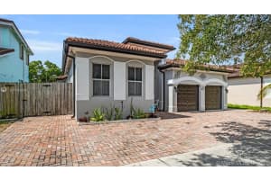 8938 NW 181st St, Hialeah, FL 33018, Sold 10/05/20