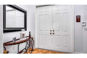8938 NW 181st St, Hialeah, FL 33018, Sold 10/05/20