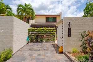 10573 SW 77th Terrace, Miami, FL 33173, Sold 10/02/20