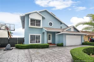 18671 NW 77th Ct, Hialeah, FL 33015, Sold 08/31/20