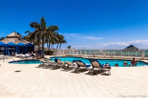 16699 Collins Ave, Sunny Isles Beach, FL 33160, Sold 02/02/21