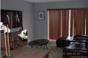 1900 W 68th St APT I301, Hialeah, FL 33014, Sold 09/25/20