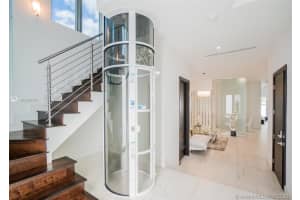 8285 NW 34th St, Doral, FL 33122, Sold 02/04/21