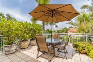 1614 Euclid Ave, Miami Beach, FL 33139, Sold 09/09/20