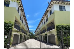 3204 Bird Ave, Coconut Grove, FL 33133, Sold 09/01/20