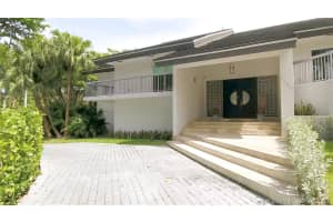 7180 E Lago Dr, Coral Gables, FL 33143, Sold 05/03/21