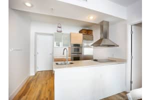 218 SE 14th St, Miami, FL 33131, Sold 10/13/20