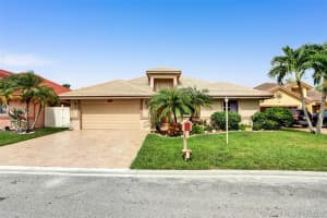 1141 SW 115th Ave, Pembroke Pines, FL 33025, Sold 09/25/20