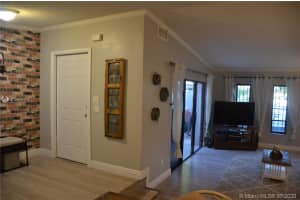 7338 SW 106th Ct, Miami, FL 33173, Sold 08/31/20