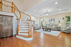 2801 E Stonebrook Cir, Davie, FL 33330, Sold 03/01/21
