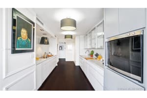 3 Grove Isle Dr C609, Miami, FL 33133, Sold 09/03/21