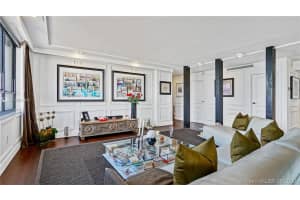 3 Grove Isle Dr C609, Miami, FL 33133, Sold 09/03/21