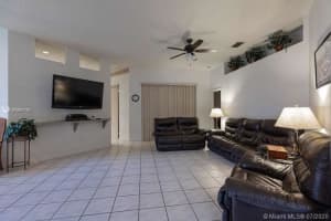 710 SE 29th Dr, Homestead, FL 33033, Sold 09/04/20