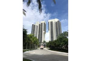 19333 Collins Ave, Sunny Isles Beach, FL 33160, Sold 03/05/21