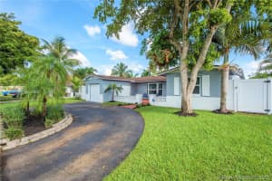 9421 NW 23rd St, Pembroke Pines, FL 33024, Sold 08/21/20