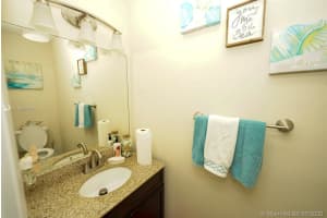 10727 NW 10th St, Pembroke Pines, FL 33026, Sold 09/03/20