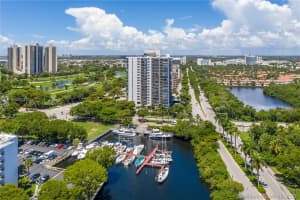 3375 N Country Club Dr, Miami, FL 33180, Sold 09/22/20