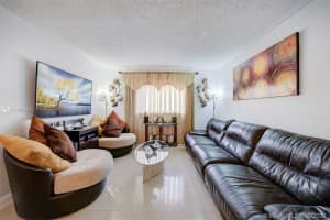 14902 SW 82nd Ln, Miami, FL 33193, Sold 11/27/20
