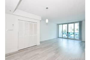 7501 E Treasure Dr #2l, North Bay Village, FL 33141, Sold 10/14/20