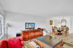 401 Golden Isles Dr, Hallandale Beach, FL 33009, Sold 09/23/20