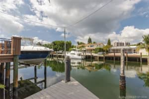 1922 NE 119th Rd, North Miami, FL 33181, Sold 12/04/20