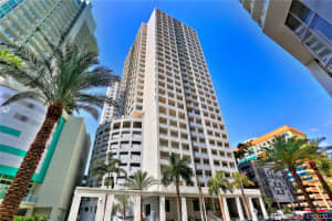 170 SE 14th St, Miami, FL 33131, Sold 01/08/21