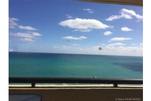 2555 Collins Ave, Miami Beach, FL 33140, Sold 01/27/22