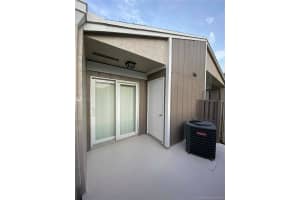 586 Woodgate Cir, Sunrise, FL 33326, Sold 08/26/20