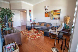 3001 NE 185th St, Aventura, FL 33180, Sold 11/13/20