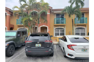7035 NW 173rd Dr, Hialeah, FL 33015, Sold 10/16/20