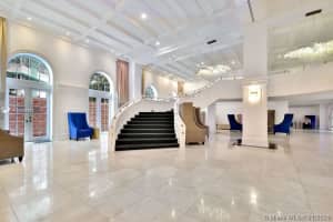 5225 Collins Ave, Miami Beach, FL 33140, Sold 08/24/21
