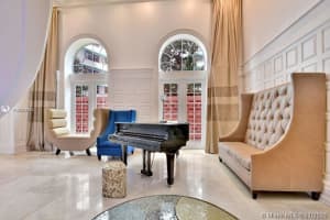 5225 Collins Ave, Miami Beach, FL 33140, Sold 08/24/21