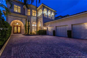 337 Mizner Lake Estates Dr, Boca Raton, FL 33432, Sold 01/29/21