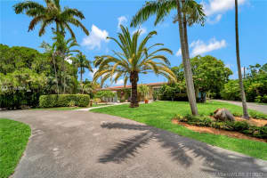 12125 SW 43rd St, Miami, FL 33175, Sold 04/09/21