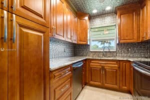 3311 Loren Rd, Boynton Beach, FL 33435, Sold 03/31/21