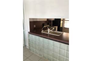 208 Lake Pointe Dr, Oakland Park, FL 33309, Sold 09/16/20