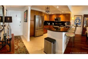 5600 Condominium, 5600 Collins Ave #6e, Miami, FL 33140, Sold 12/08/20