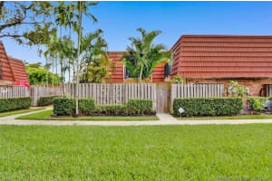 9894 NW 6th Pl, Plantation, FL 33324, Sold 09/02/20