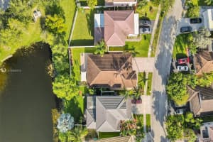 7460 NW 1st Pl, Plantation, FL 33317, Sold 09/16/20