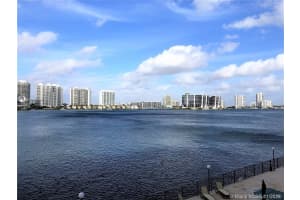 17600 N Bay Rd N905, Sunny Isles Beach, FL 33160, Sold 12/29/20