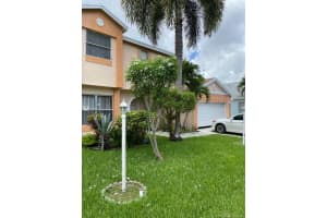 9611 Encino St, Miramar, FL 33025, Sold 02/25/21